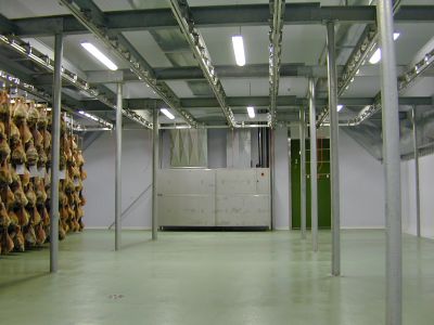 Curer & dryer for dry salting manufacturing